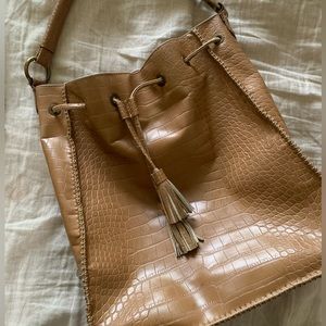 Tommy Hilfiger Snakeskin (embossed) Shoulder Bag